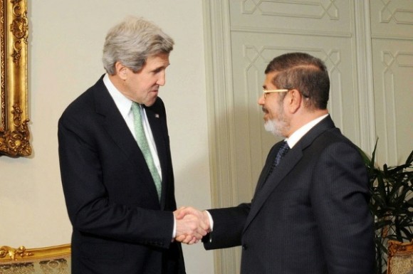 2013_0302_kerry_morsi_600_1