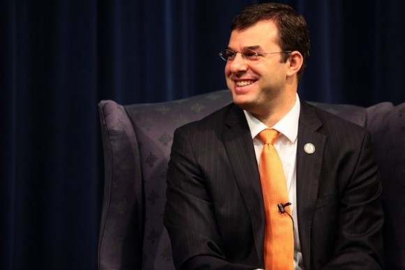 247502_210238992348848_6627830_n